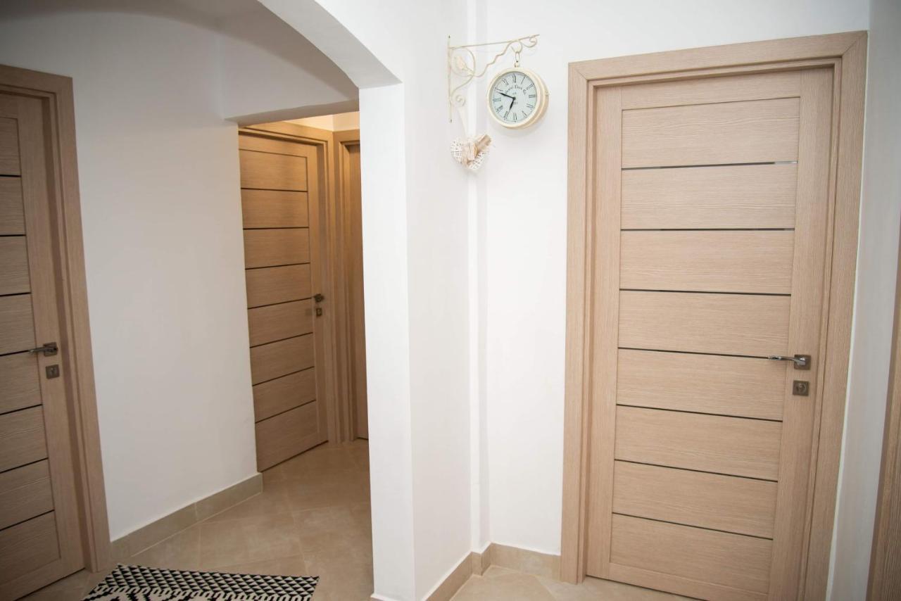 Apartament Daria Tîrgu Ocna Buitenkant foto